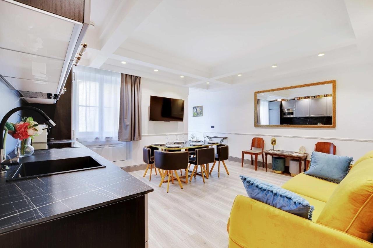Magnifique Appartement - 2Br - 6P - Place De L'Etoile París Exterior foto